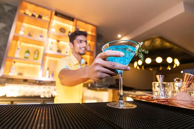 bartender, cocktail, bar, service, beverage, drink, alcohol, club, mocktail, bartender, bartender, bartender, bartender, bartender, mocktail