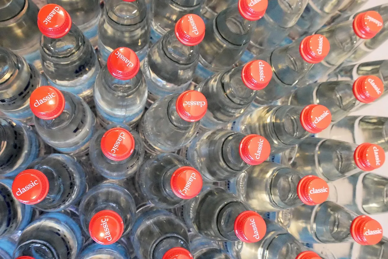 bottle, nature, drink, bottle caps, refreshment, water, sparkling water, thirst. Botanical drink ideas retail checklist: what to verify