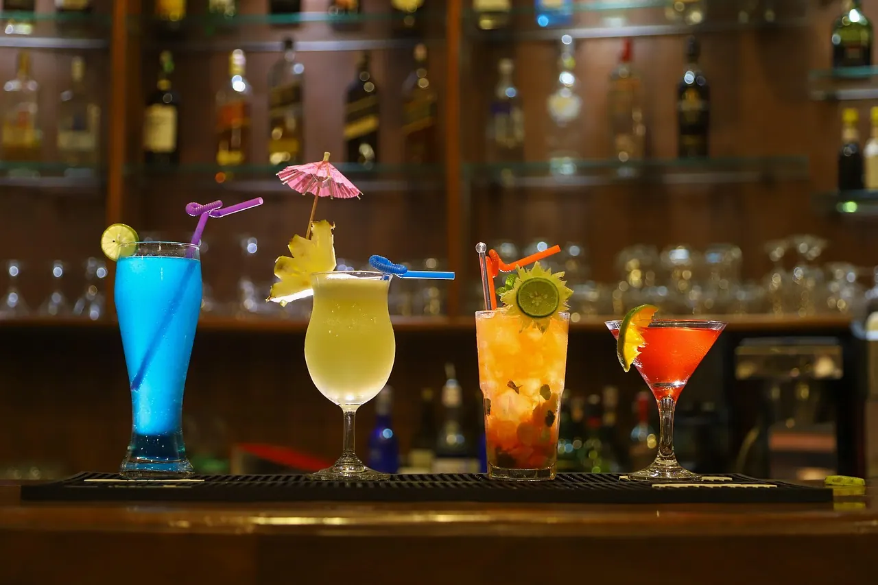 bar, wine, drink, cocktail, alcohol, pub, party, glass, liquid, beer, bartender, bottles, red, beverage, celebrate, glasses, event, celebration, bottle, drinking, restaurant, alcoh