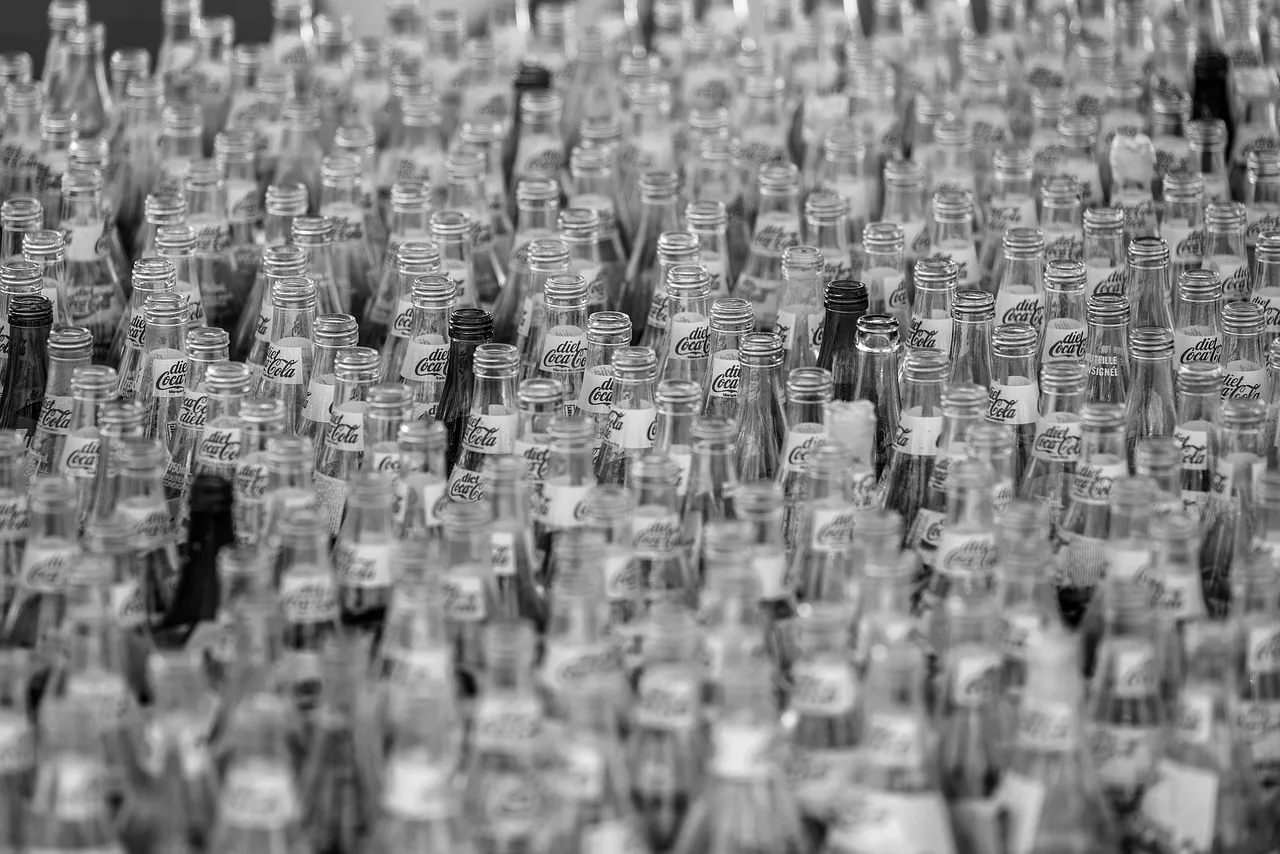 bottle, beverage, glass, container, drink, coke, empty, soft drink, coca cola, pop, drinks, fizzy, diet, gray bottle, gray diet, gray glasses, coca cola, coca cola, coca cola, coca cola, coca cola. Zero proof drinks businesses: what decides a listing