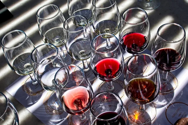 wine tasting, wine, glasses, winery, tasting, liquor, alcohol, drink, beverage, wine glasses, wine tasting, wine tasting, wine tasting, wine tasting, wine tasting. Building a tasting flight for an alcohol free bar: how many pours, what order