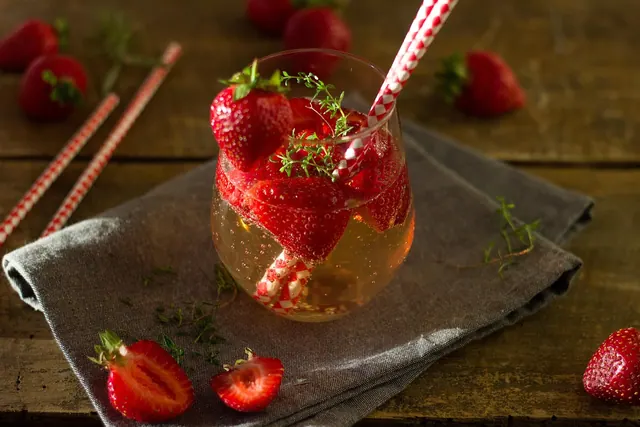 gin, tonic, strawberry, herbs, thyme, drink, alcohol, highball, gin and tonic, taste, alcoholic, to celebrate, spirit, cocktail, mixed drink, drinking straw, red, gin, gin, gin, gi