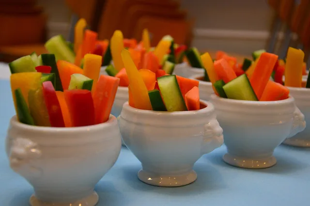 vegetables, starter, fresh, crisp, aperitif, chunks, healthy, vegetable sticks, vegetable sticks, vegetable sticks, vegetable sticks, vegetable sticks, vegetable sticks. Five pairings worth serving before a meal with nonalcoholic aperitifs