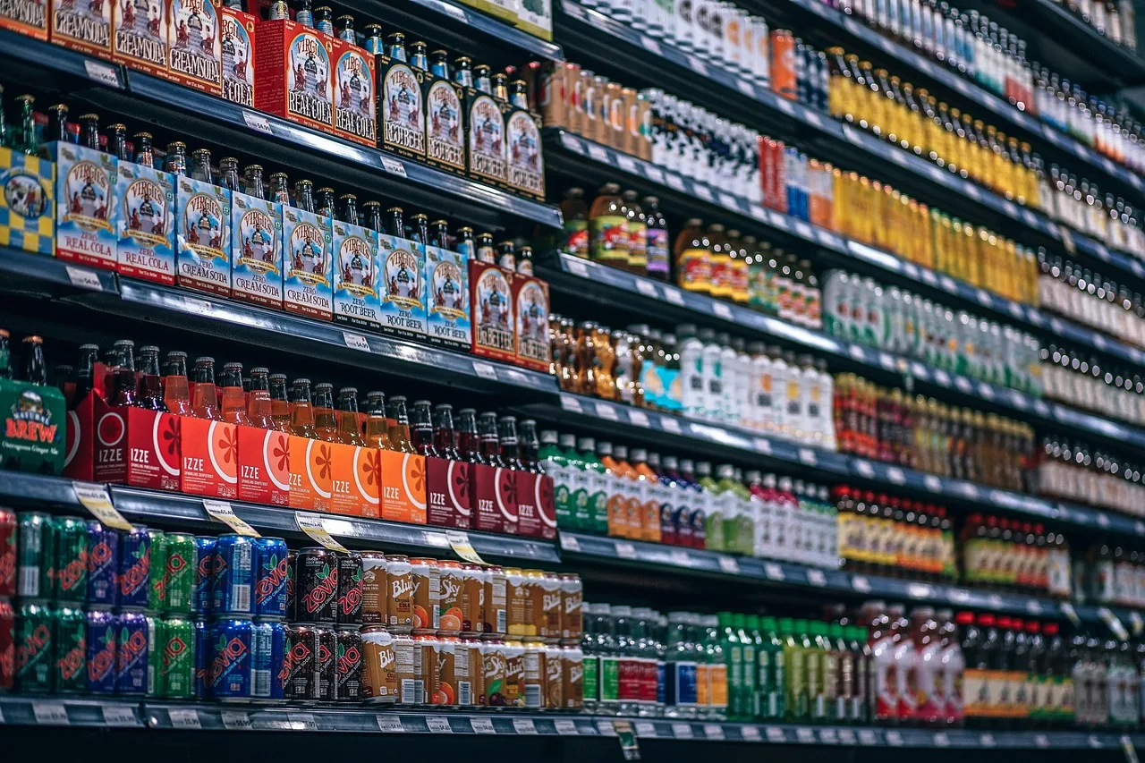 beverages, bottles, shelf, cans, coke, cola, consumption, diet, drink, supermarket, pepsi, shop, soda, sprite, lemonade, many, variety, store. A buying checklist for zero proof drinks: ingredients, serving size, warnings