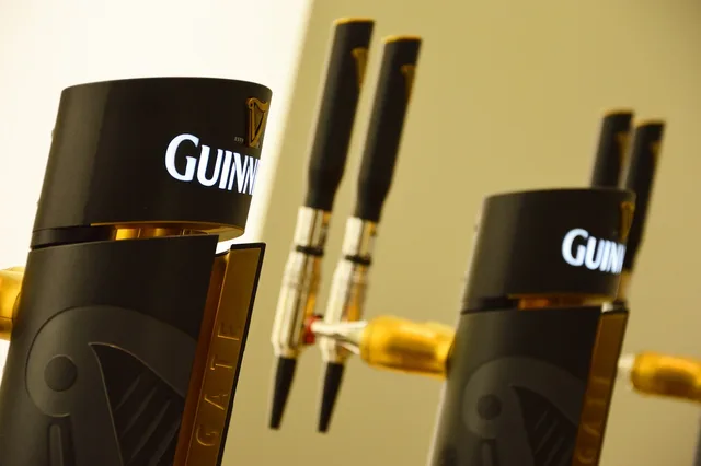 guinness, ireland, beer, irish beer, stout beer, guinness, guinness, guinness, guinness, guinness. Why nonalcoholic stout pours thicker than IPA: body, foam and carbonation
